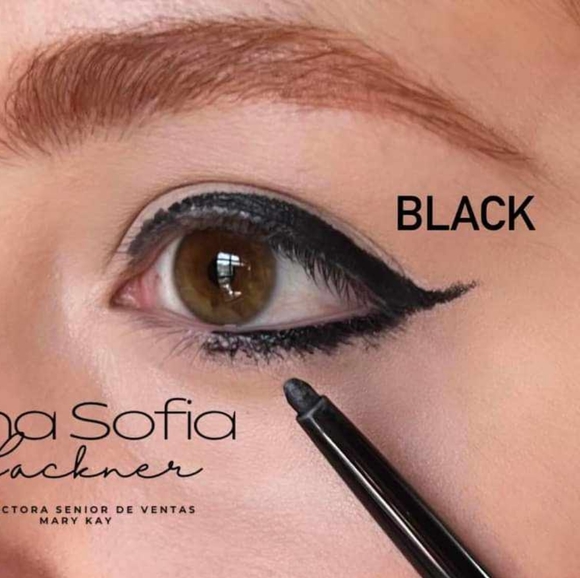 Mary Kay Black Waterproof Eyeliner. - Picture 3 of 3